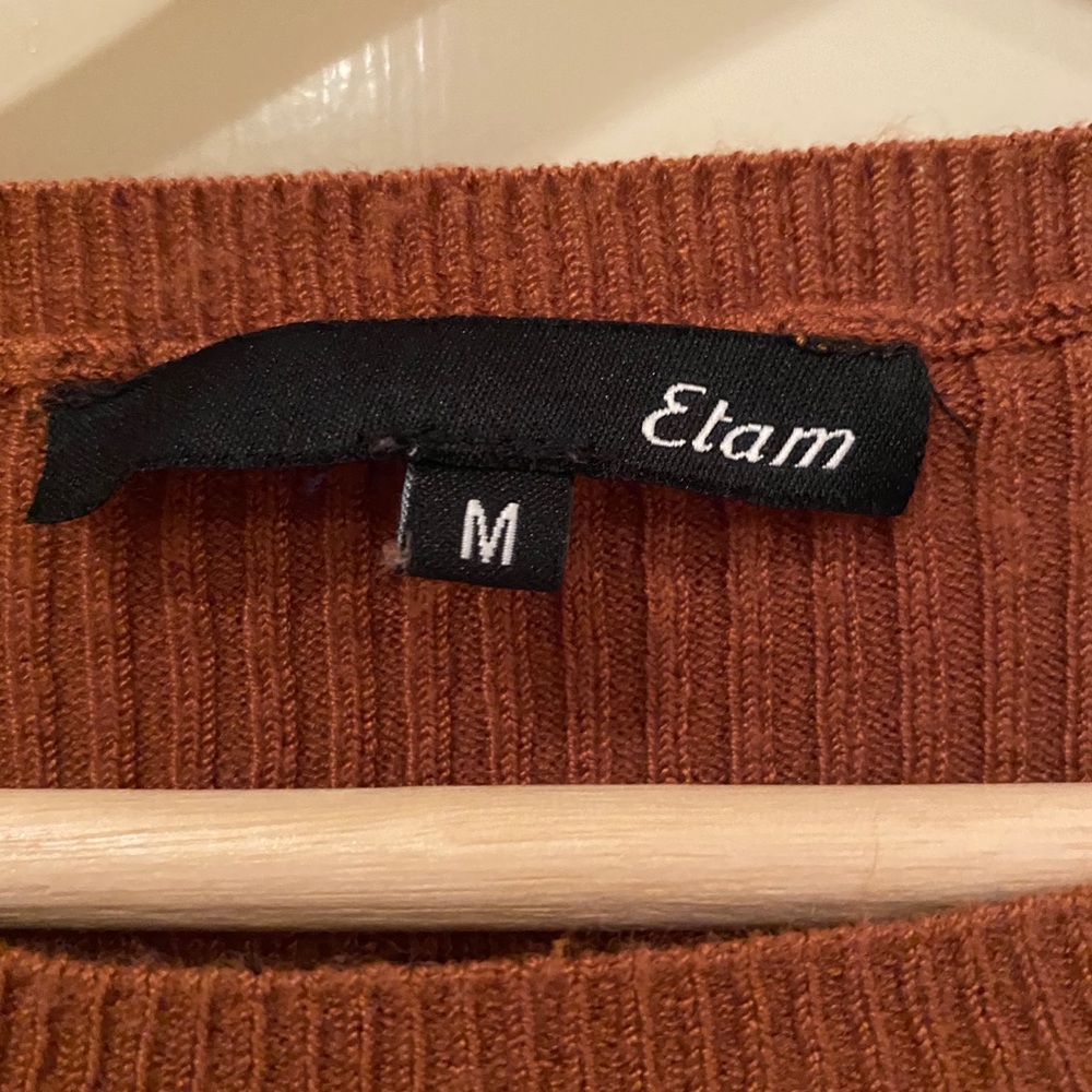 Sweater - Picture 2 of 3